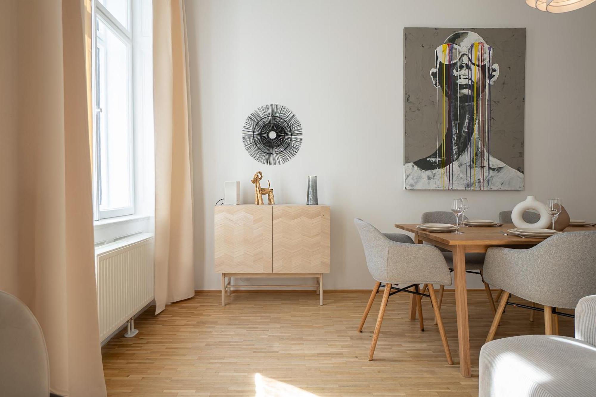 Vibrant 107 M2 Flat In The City Center Виена Екстериор снимка
