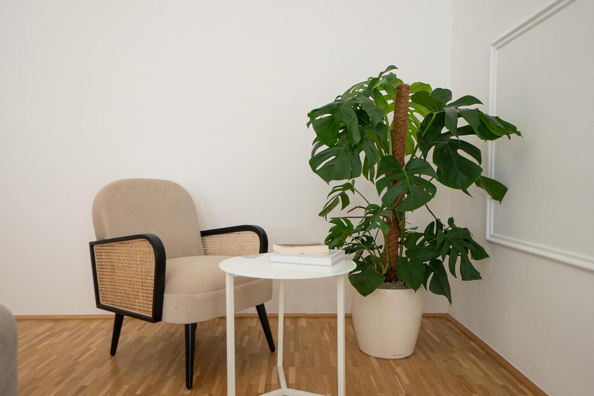 Vibrant 107 M2 Flat In The City Center Виена Екстериор снимка