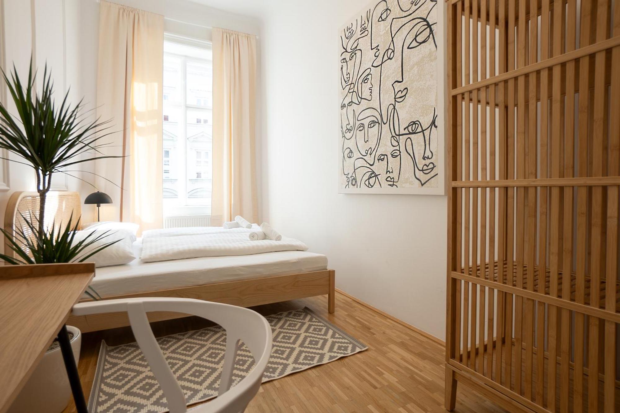 Vibrant 107 M2 Flat In The City Center Виена Екстериор снимка